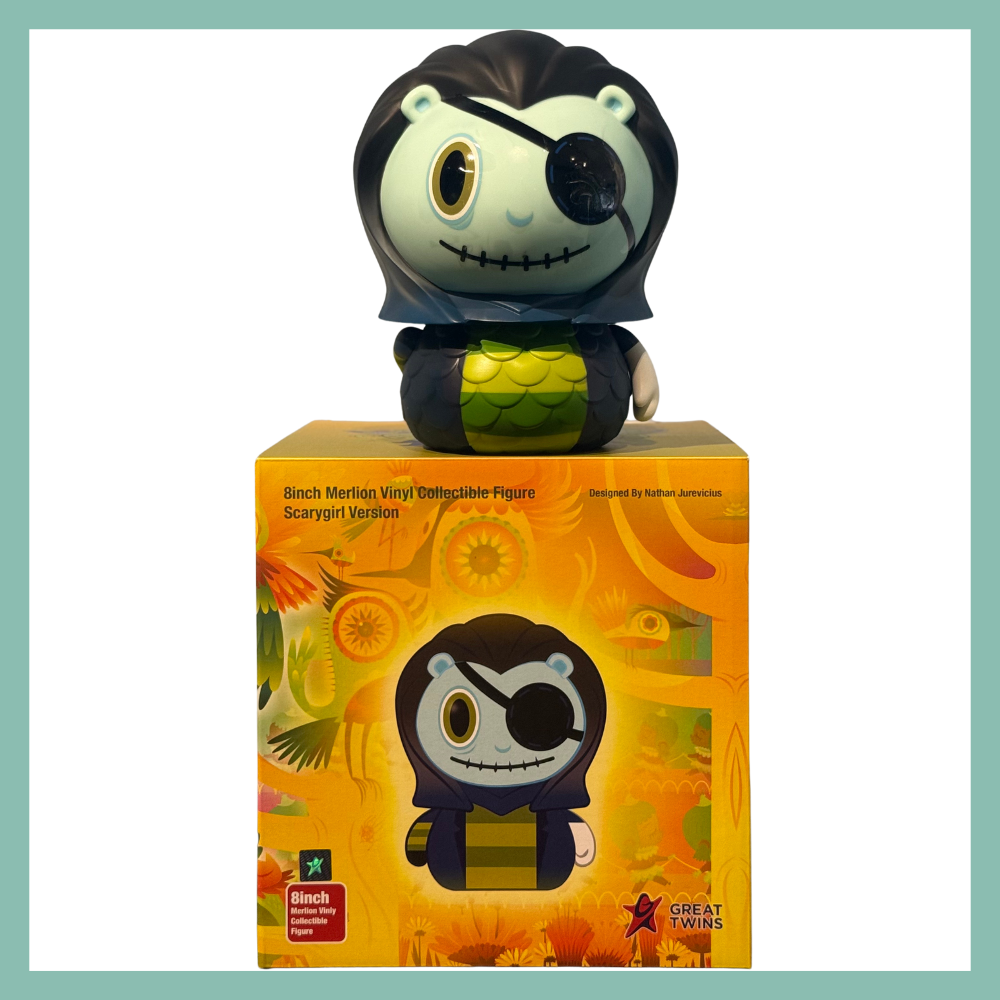 Scary Girl Merlion Vinyl Collectible Figure